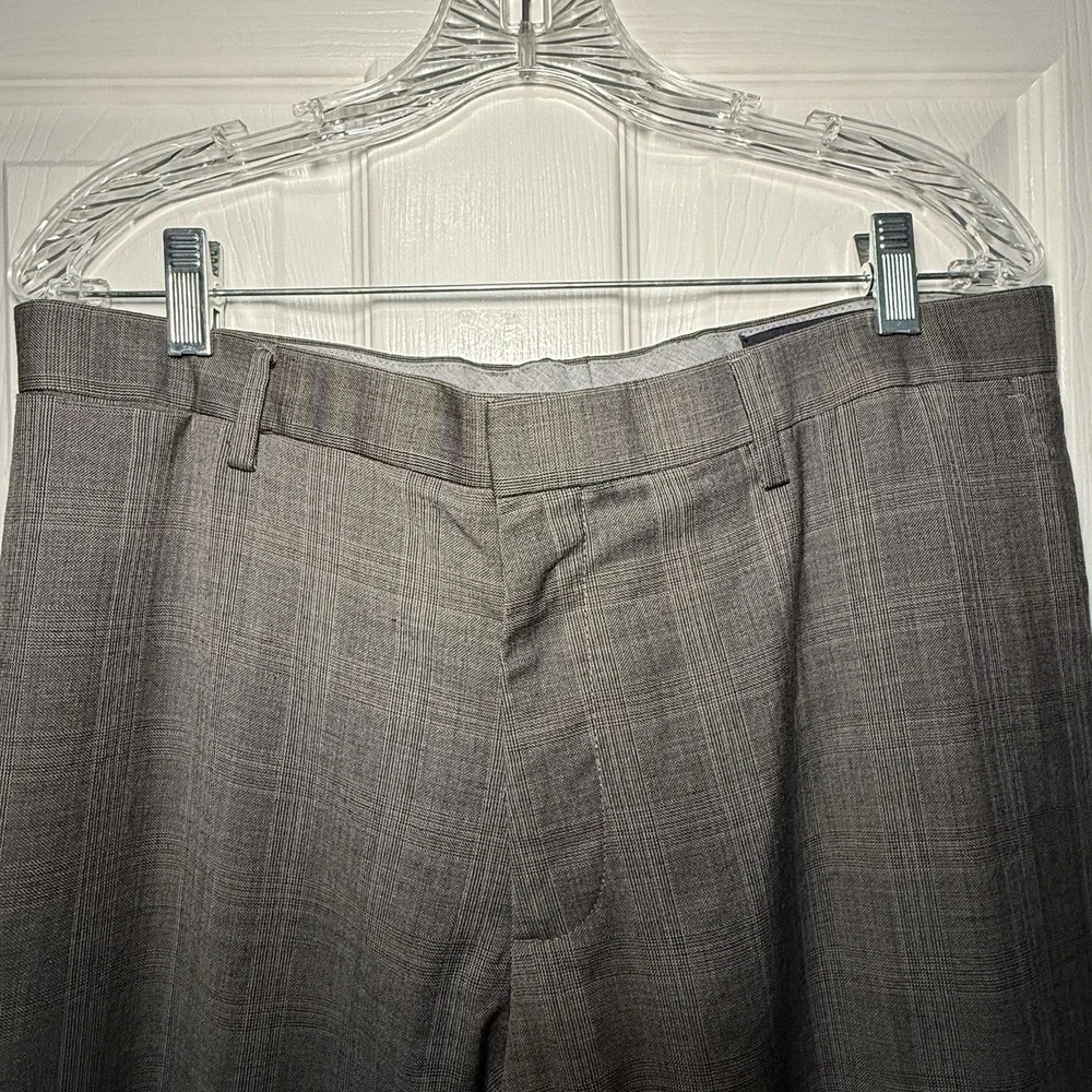 Banana Republic Men's Gray Wool Dress Pants w/ Subtle Plaid Design 34/34